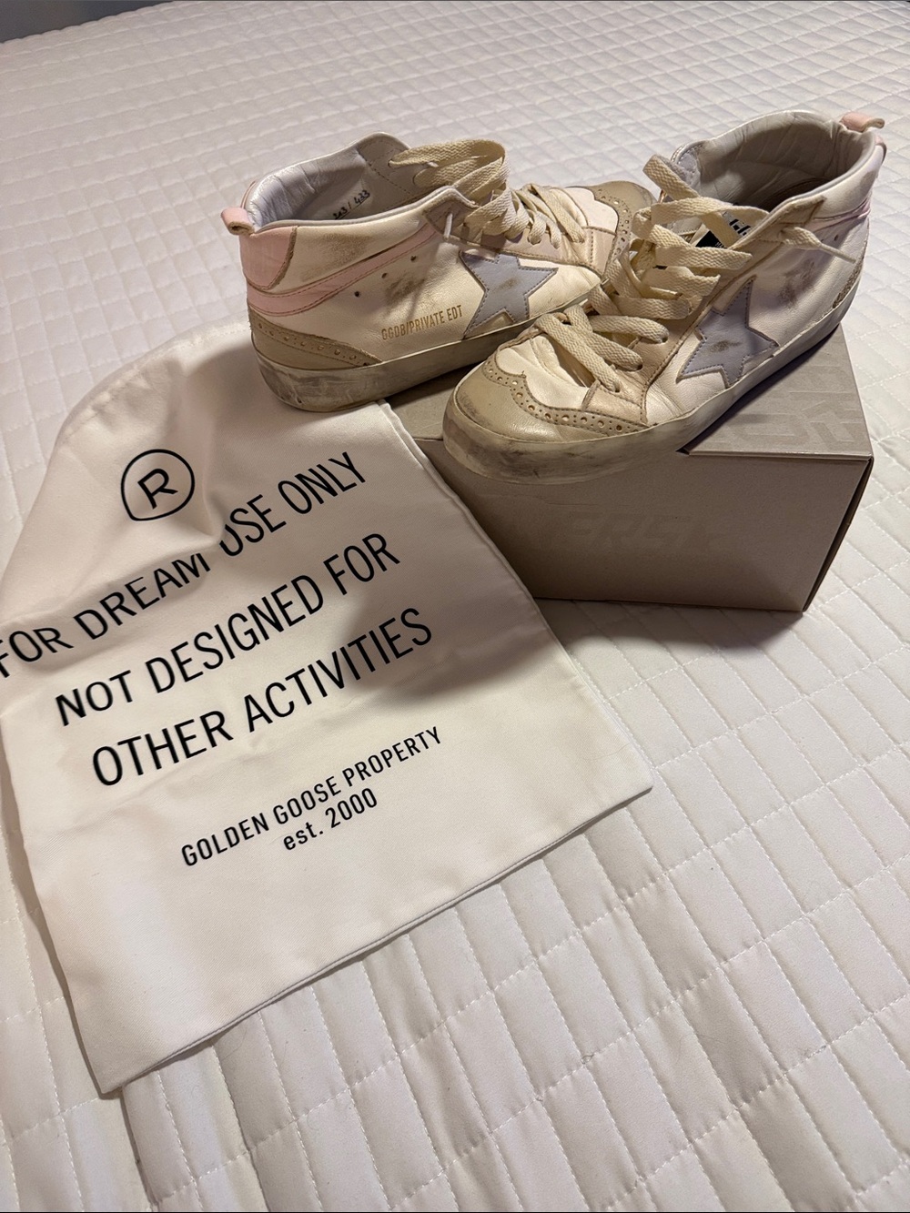 Golden Goose Women’s Mid-Star Sneakers in White & Pink